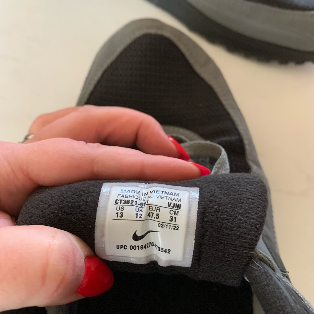 Mens Black and Gray Shoes